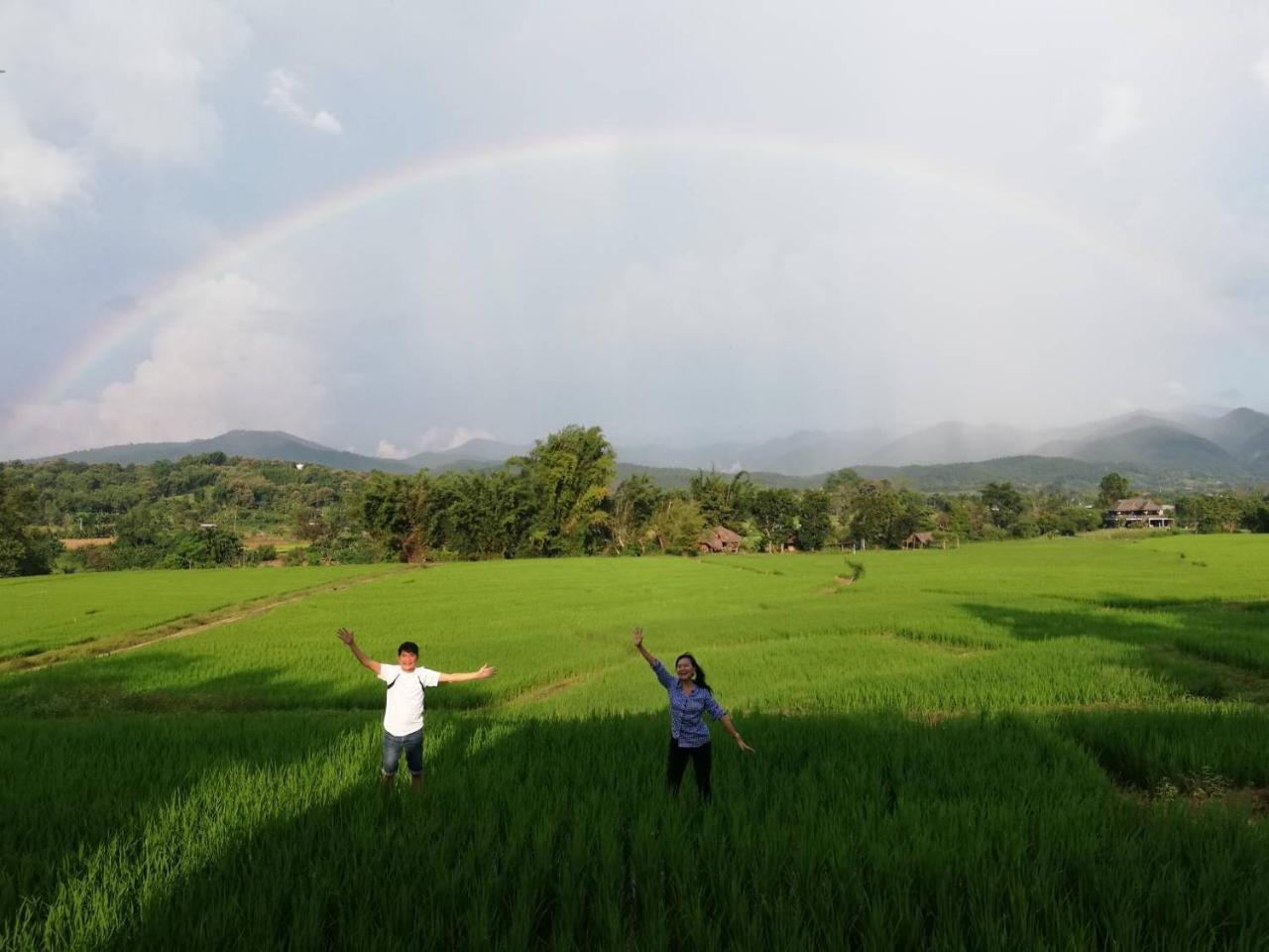 Phu Pai Art Resort Мэхонгсон Экстерьер фото