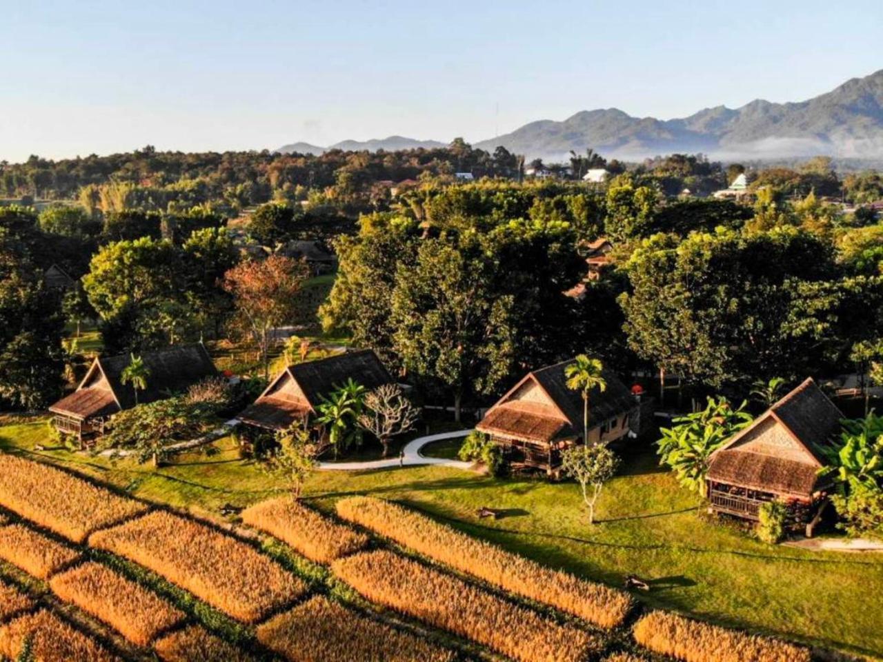 Phu Pai Art Resort Мэхонгсон Экстерьер фото