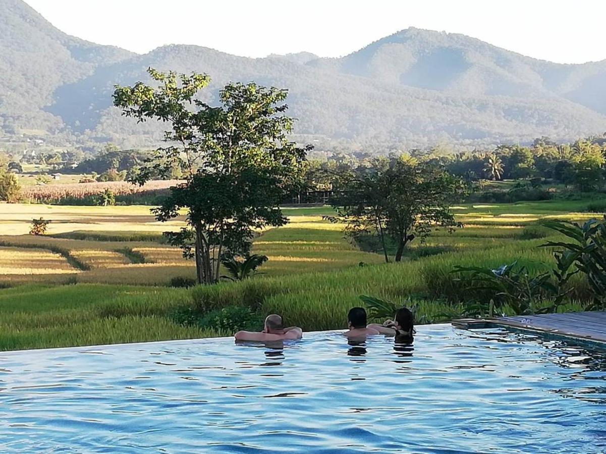 Phu Pai Art Resort Мэхонгсон Экстерьер фото
