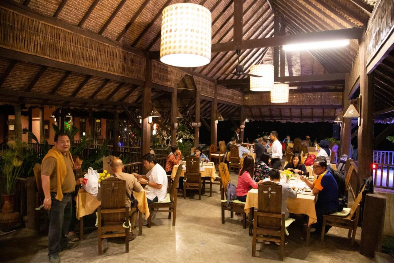 Phu Pai Art Resort Мэхонгсон Экстерьер фото